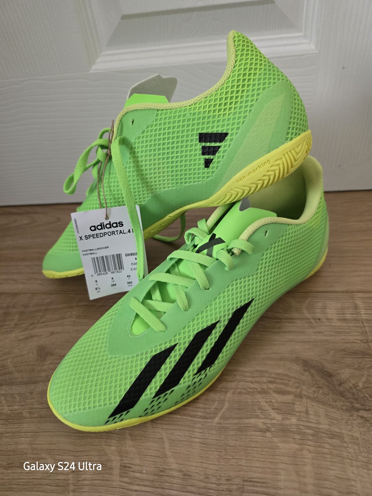 Halówki Adidas 42 nowe