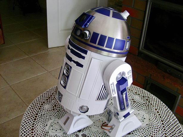 Droid R2-D2 z Gwiezdnych Wojen nowy, kompletny i sprawny