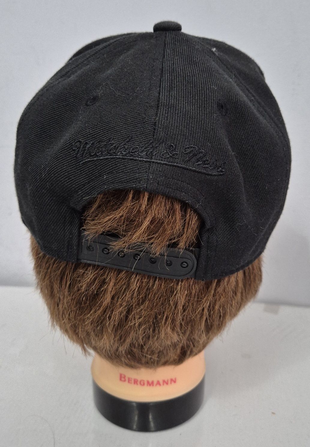 czapeczka BAYERN Monachium Mitchell & Ness one size super stan +