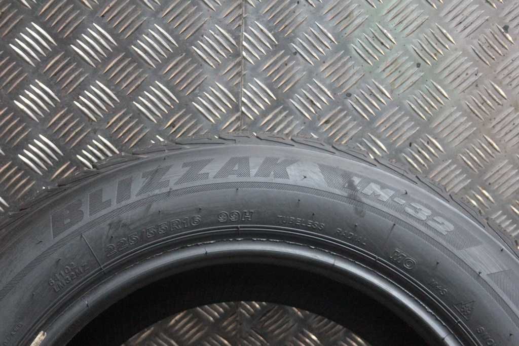 225/55/16 Bridgestone Blizzak LM-32 225/55 R16 2021r