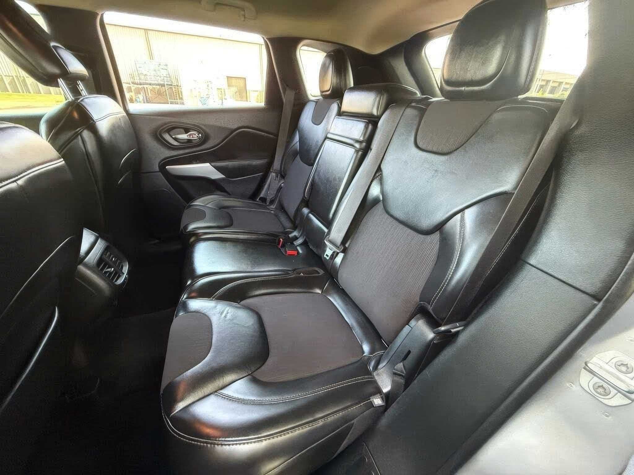 Jeep Cherokee 2018