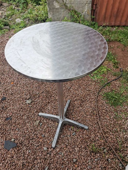 Барна стійка із нержавіючої сталі