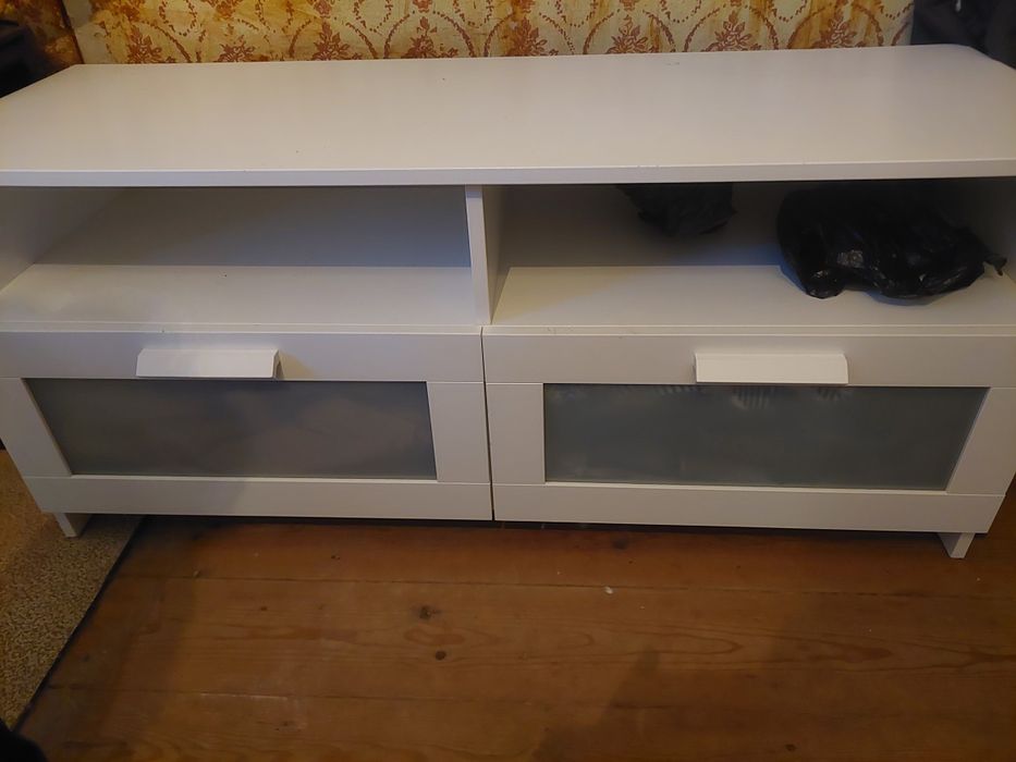 Aparador de sala ou TV