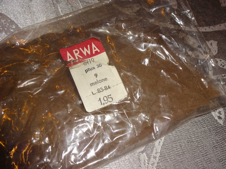 ARWA nylonowe pończochy do pasa do pończoch NYLONY r. 9 / 83-84