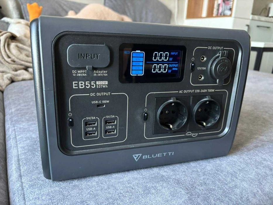 Зарядна станція Bluetti PowerOak EB55, 700 Вт, 537 Вт*год