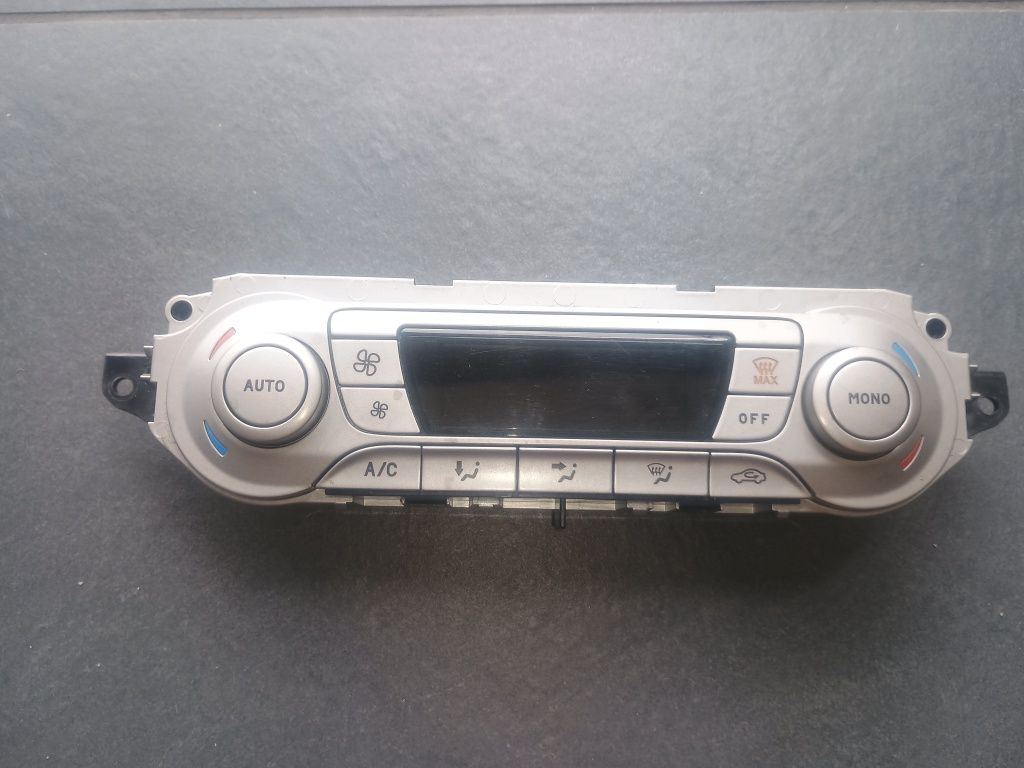 Panel klimatyzacji ramka radia ford Kuga C-Max