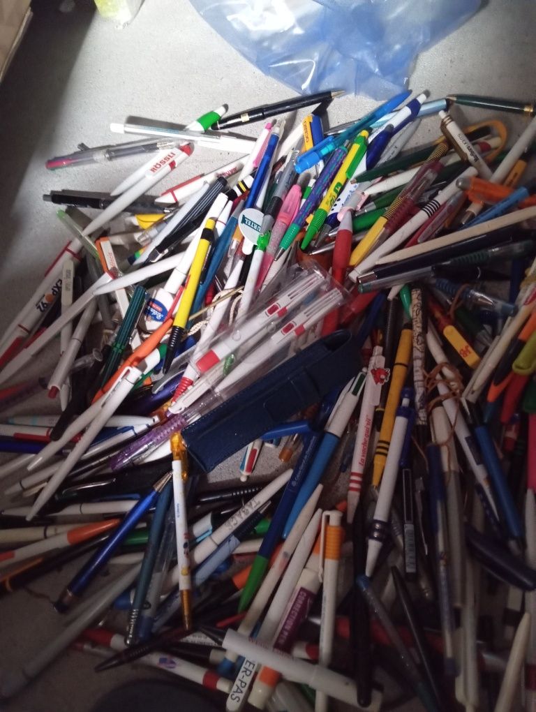 Coleção de 260 canetas