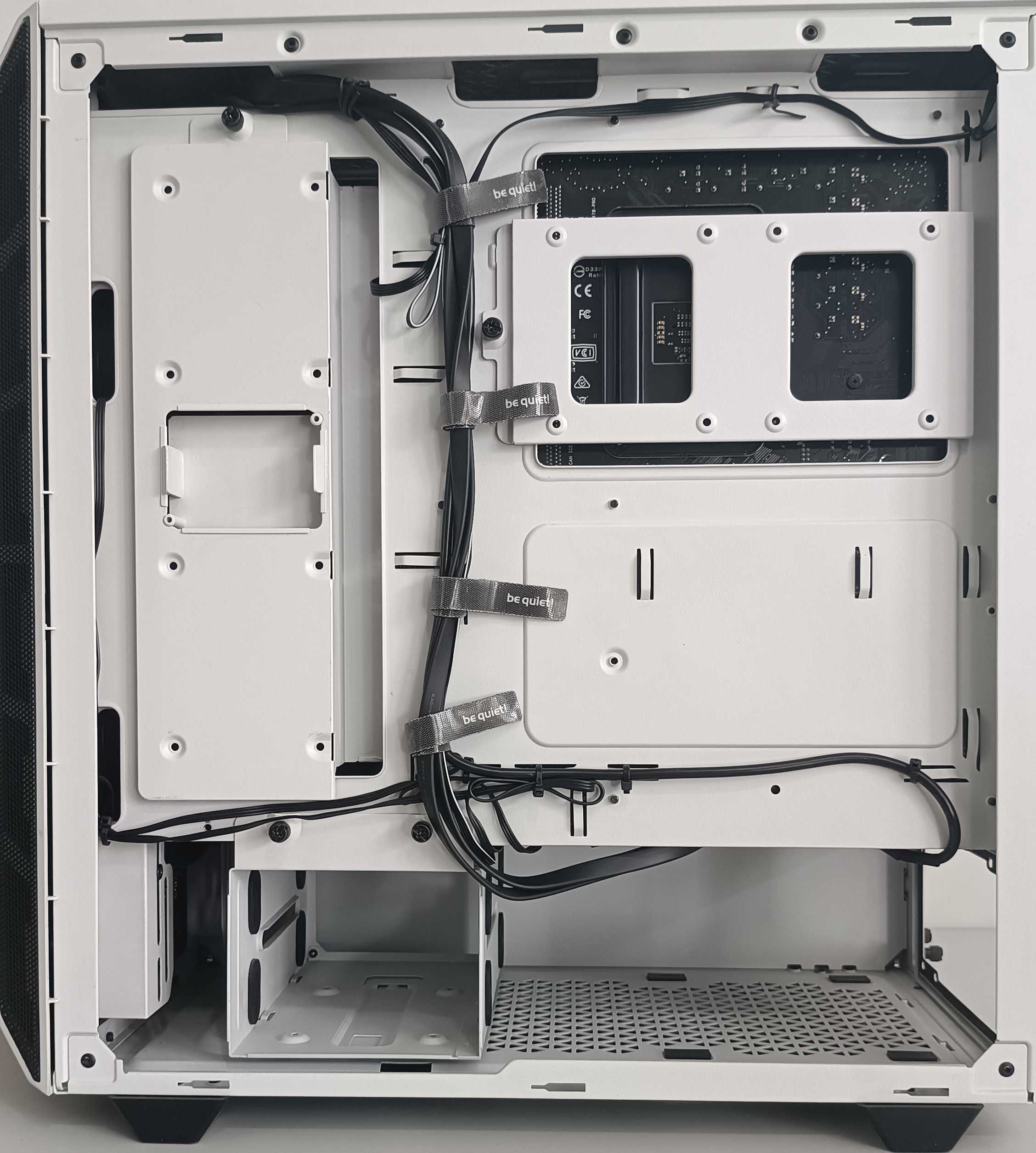 Komputer do gier - Ryzen 7 3700X / RX 5700 XT / 32GB RAM / Wyciszany
