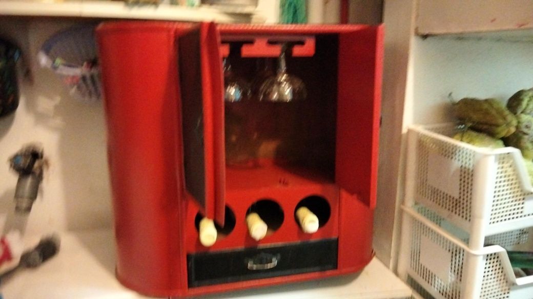 Mini Bar antigo em madeira