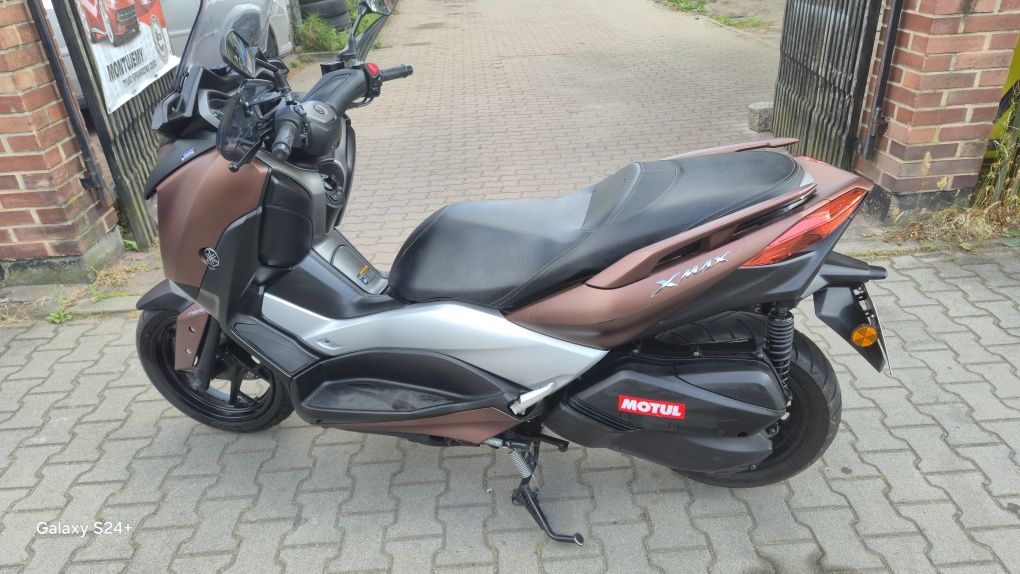Yamaha X-max 300 bdb stan