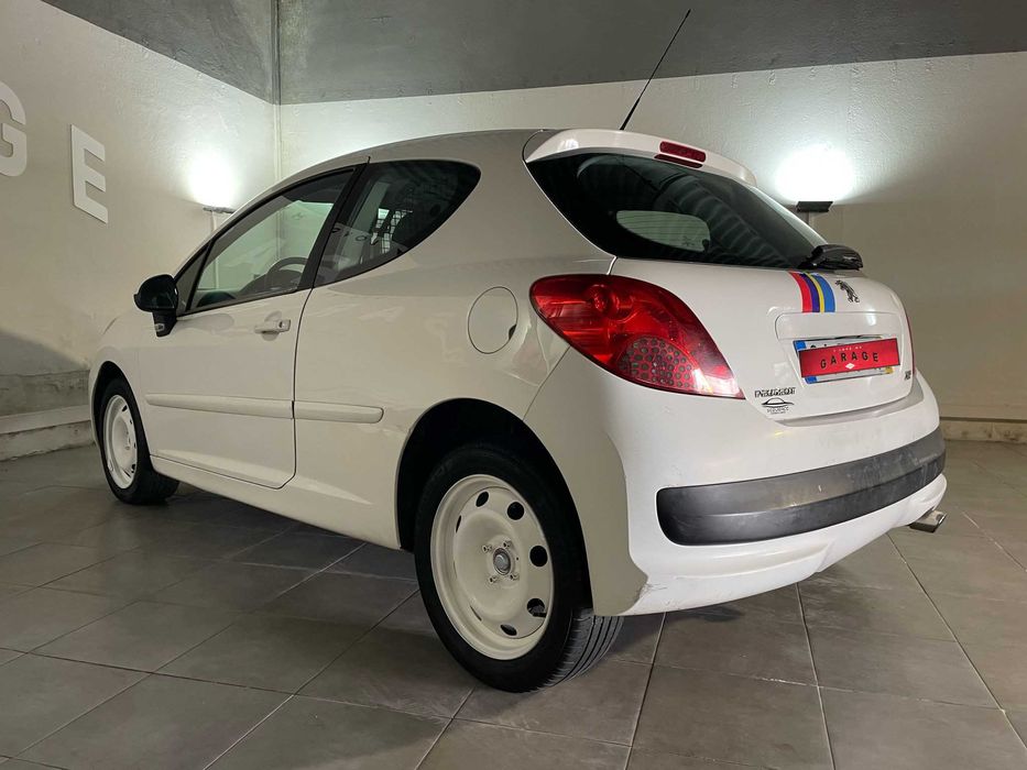 Peugeot 207 1.6Hdi - rallye réplica