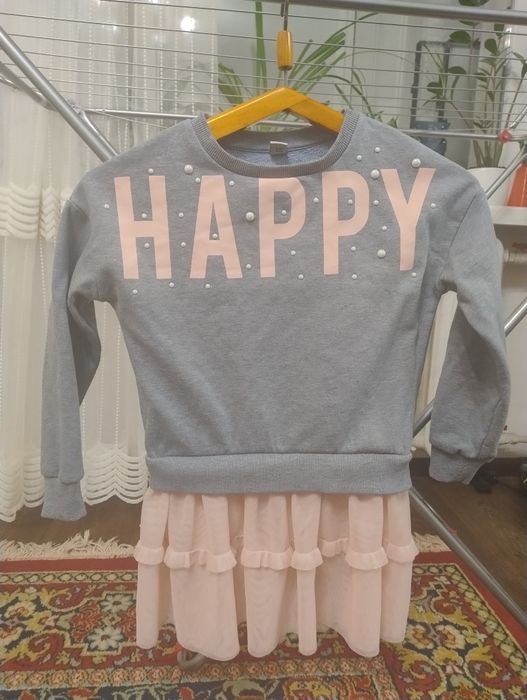 Нарядне тепле плаття в гарному стані