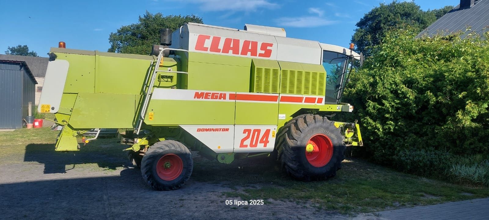 Kombajn claas mega dominator 204