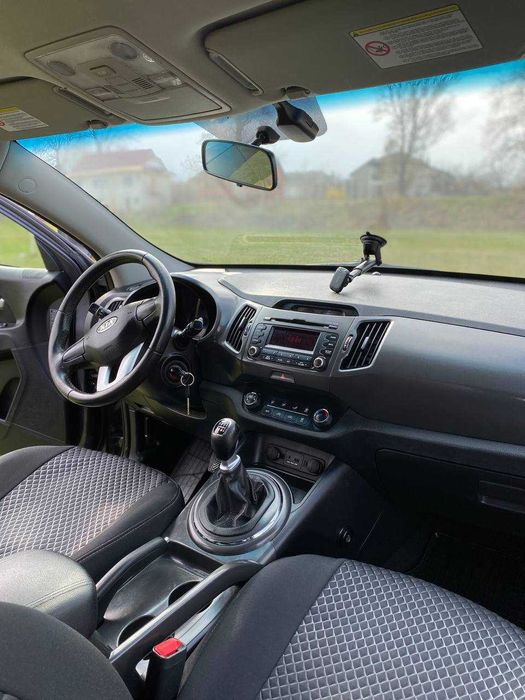 Продам автомобіль Кіа спортедж 2012р .в.