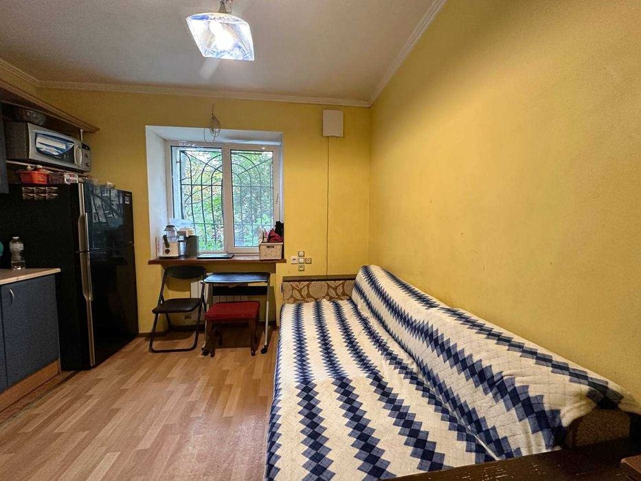 Продам квартиру, кирпичный дом 6 Фонтана