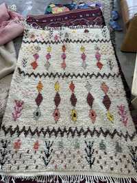 Moroccan Berber wool rug 204 x 140 cm wełniany dywan z Maroko