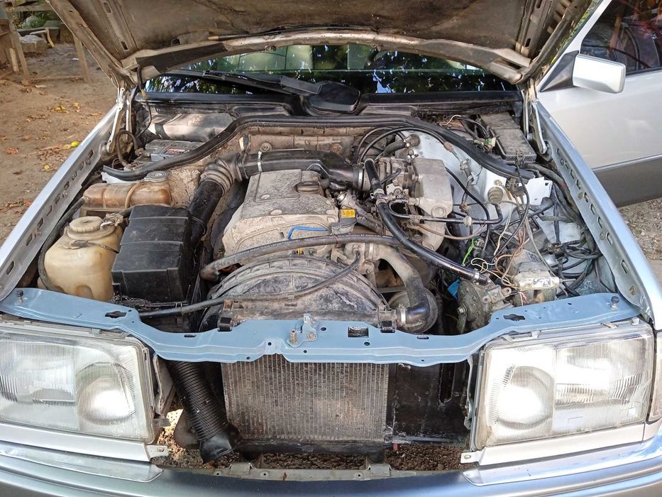 Mersedes 124 E-cla