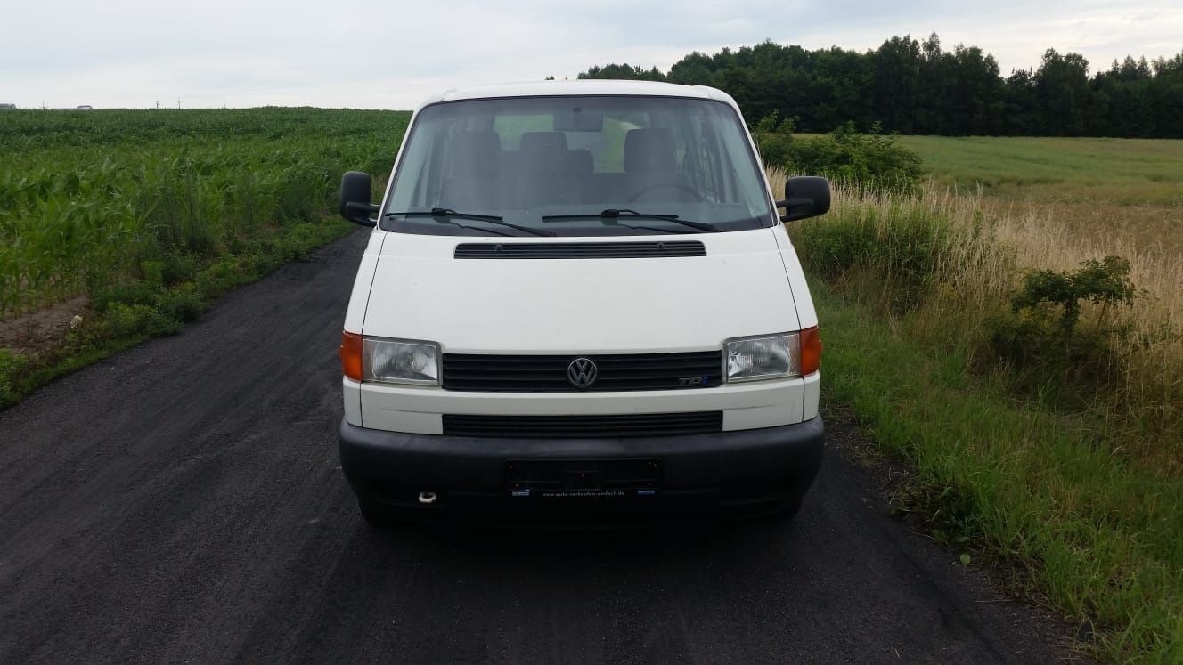 VW T4 Transporter 9-os. 2.5 TDI