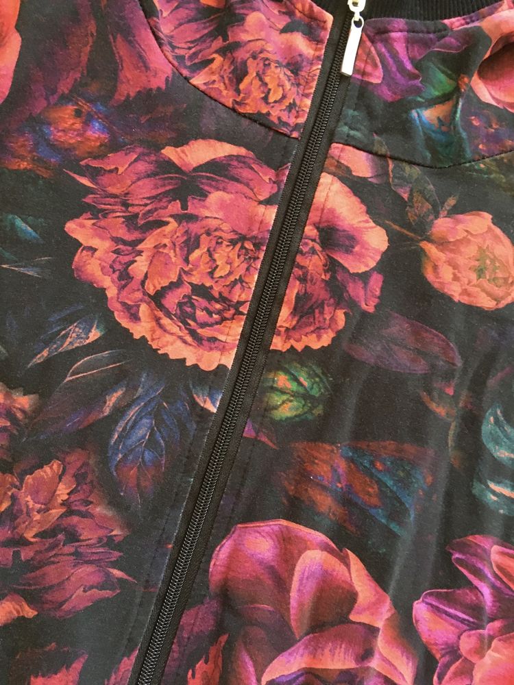 Bluza marki Okee S