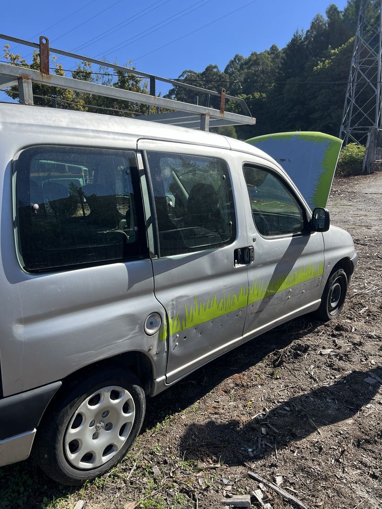 Peugeot partner 1.9d 5 lugares