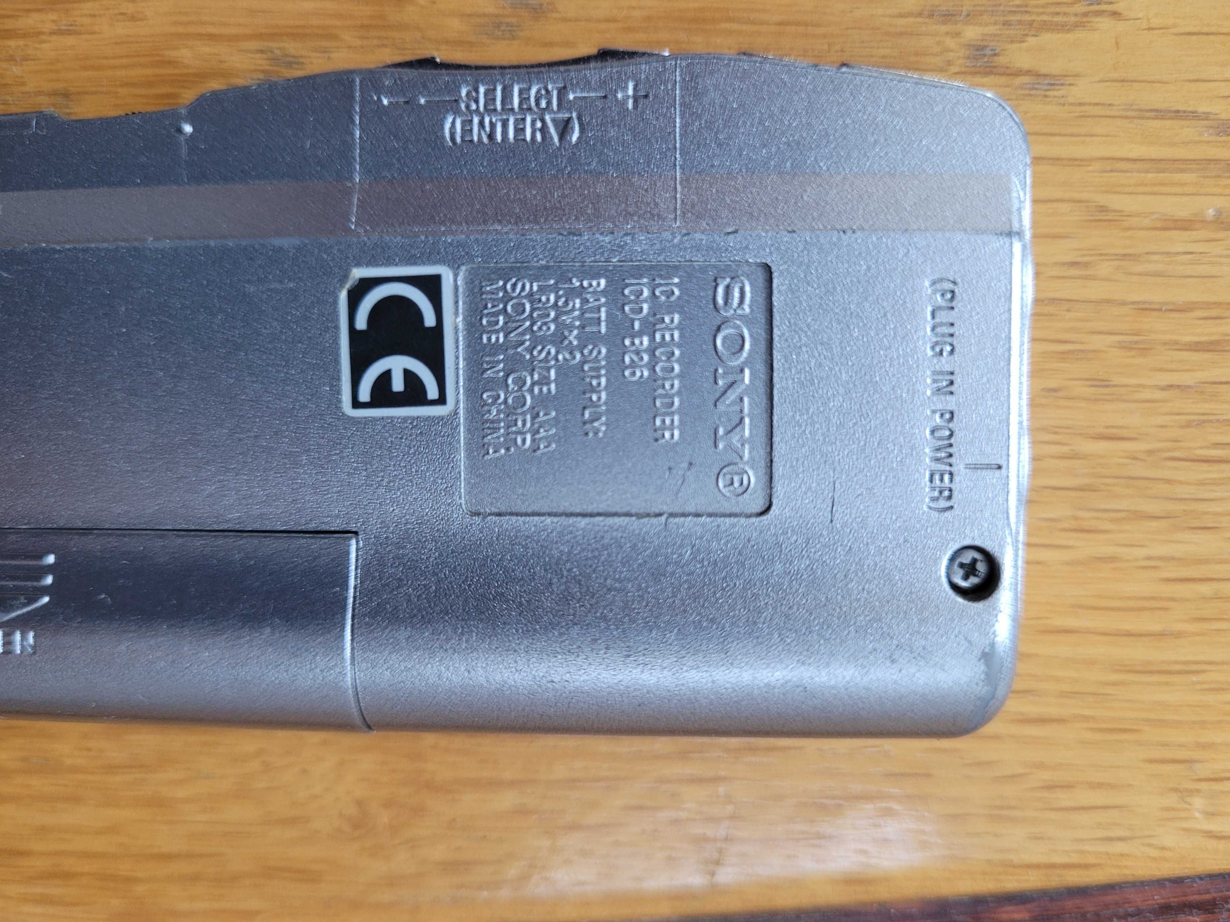 Dyktafon Sony ICD 826 cyfrowy z mikrofonem