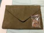Clutch verde caqui