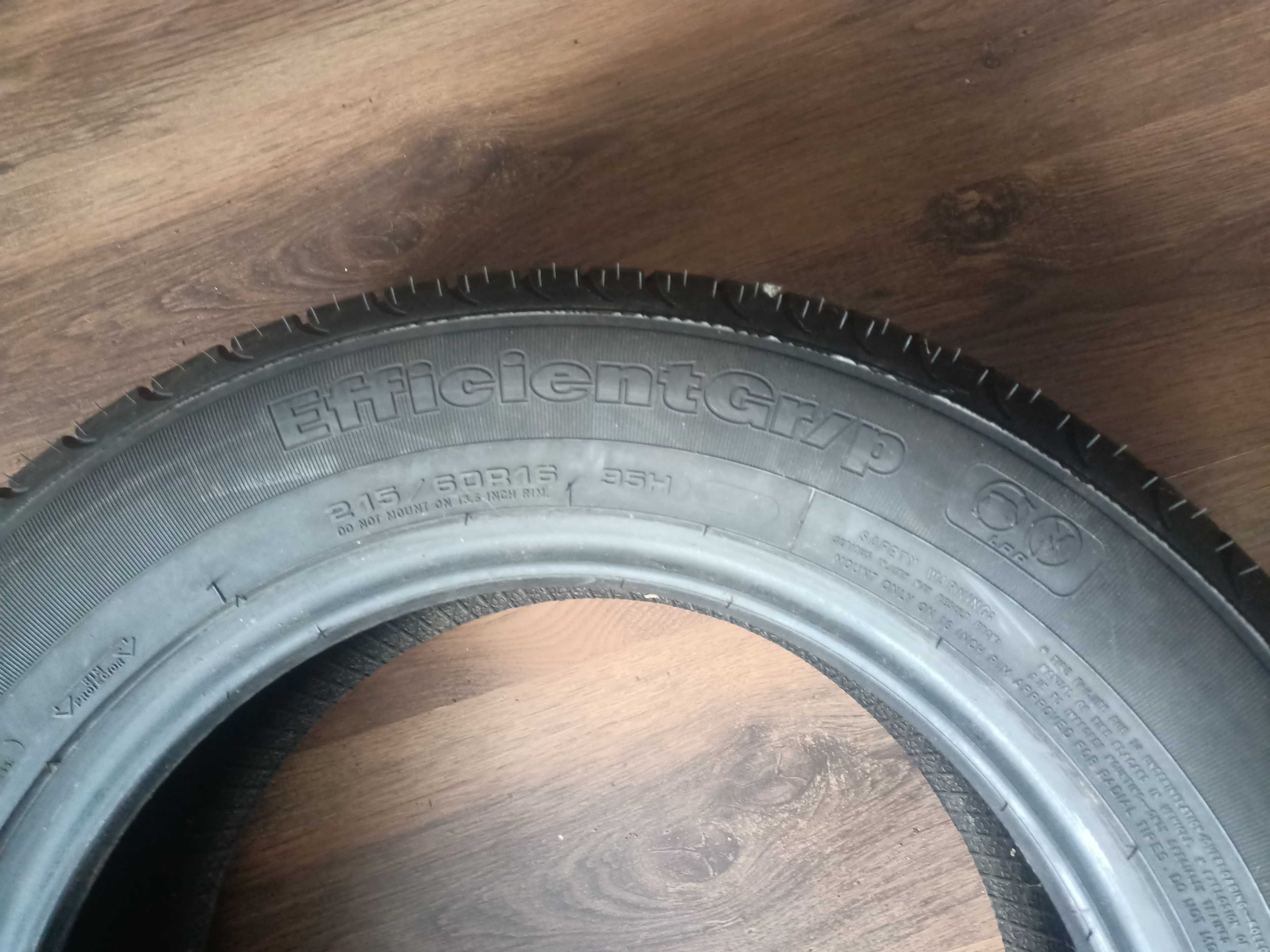 Opona GOODYEAR EfficientGrip 215/60/16 95H