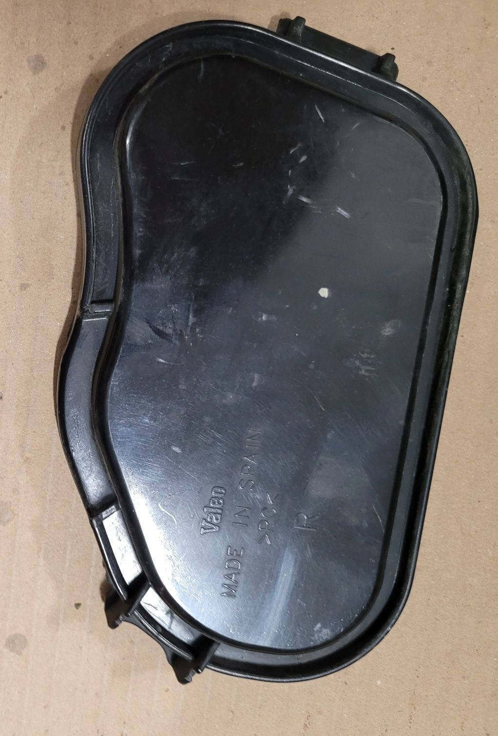 Dekielek lampy Corsa D