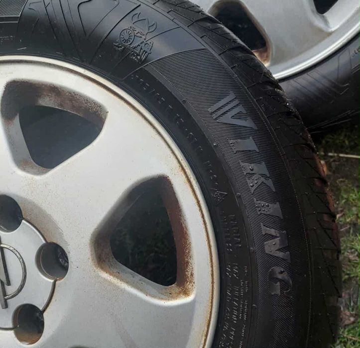 195/65 r15 opony 5x110 wielosezonowe felgi aluminiowe opel koło