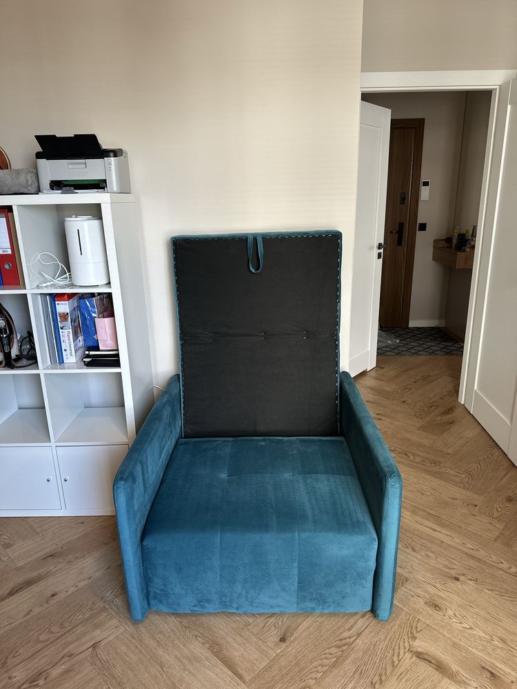 Sofa Leo I z funkcją spania – używana tylko 4 miesiące, jak nowa!