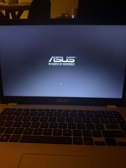 Sprzedam laptop Asus