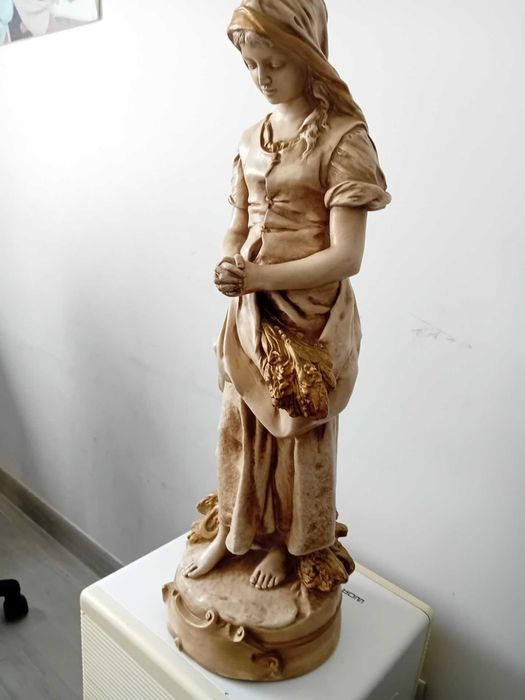 Estátua de Santa Joana D'Arc