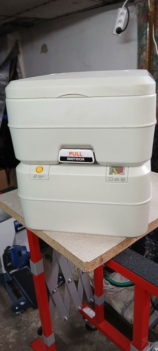 Toaleta Przenośna Meteor WC 20l wskaźnik wypełnienia