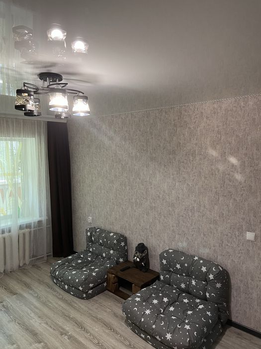 Срочно Продам 2 комнатную квартиру с ремонтом