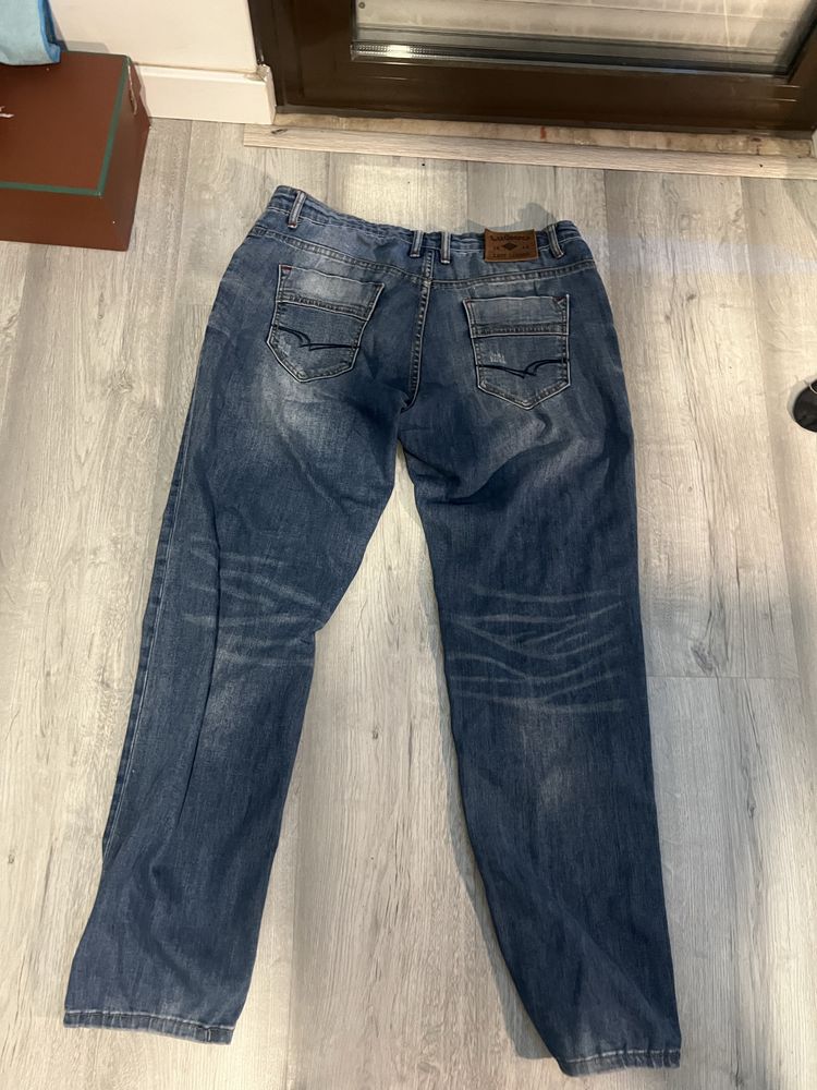Calça Lee Cooper