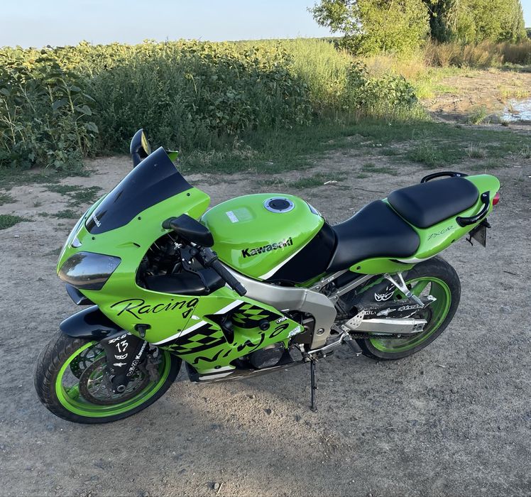 Kawasaki ninja zx6r 636 2002