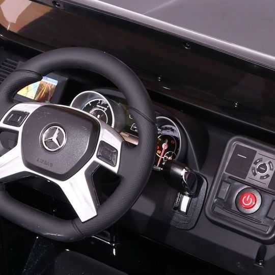 Auto na akumulator Mercedes G65  Lakierowany Czarny