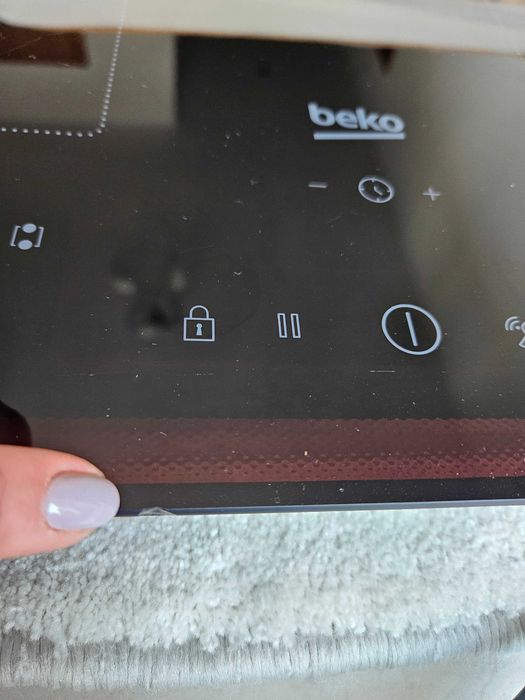 Plyta indukcyjna BEKO HII64720 UF2T