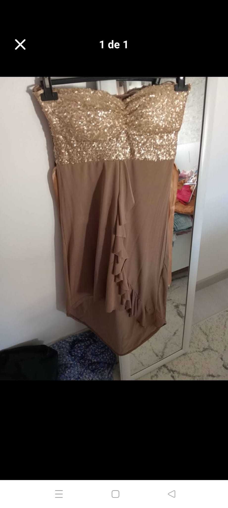 Vestido dourado mulher