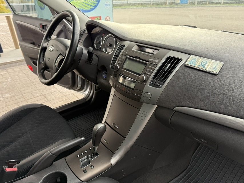 Продам Hyndai Sonata 2.0i automat 2008