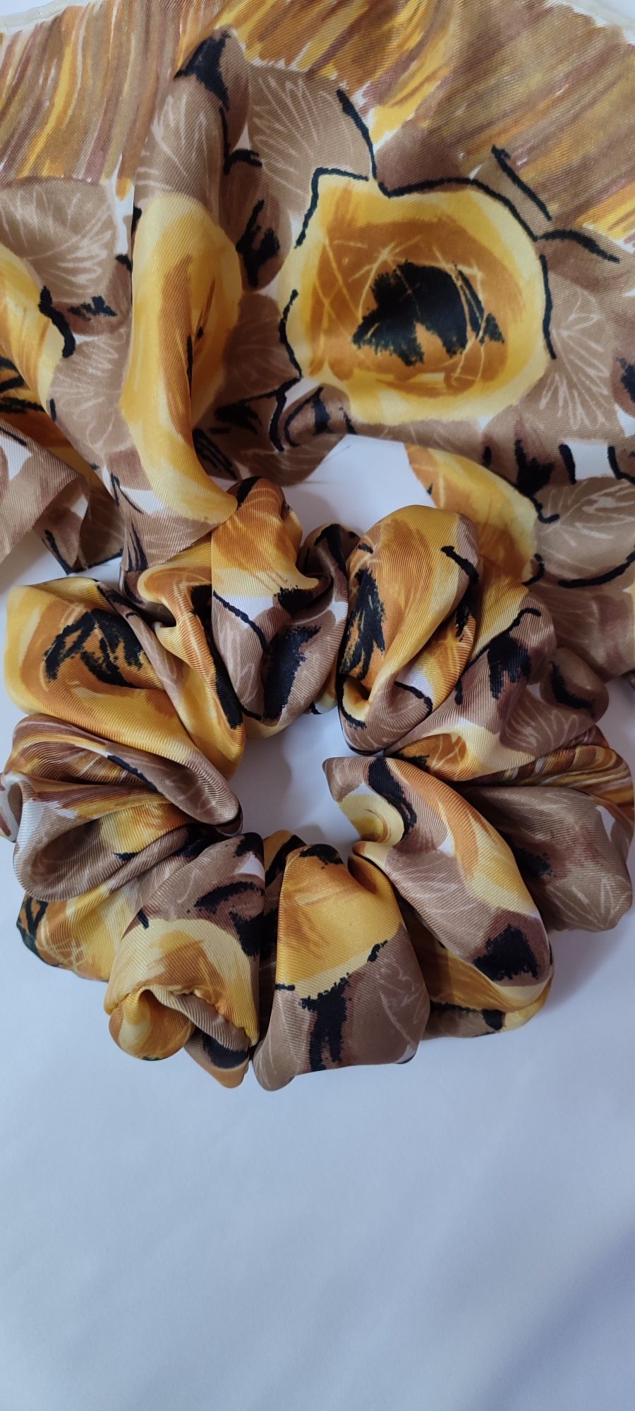 Scrunchie do włosów rozm XL Żaklin