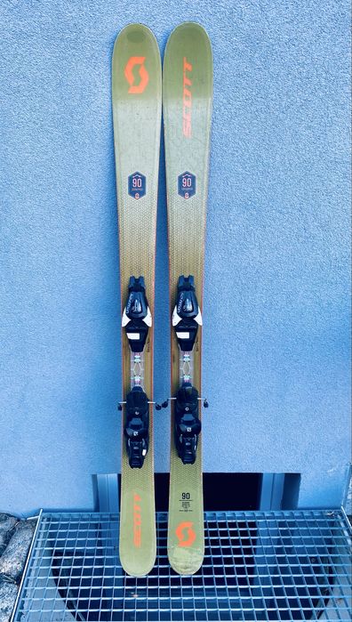 Narty Scott Scrapper 90 152cm twintip freeride