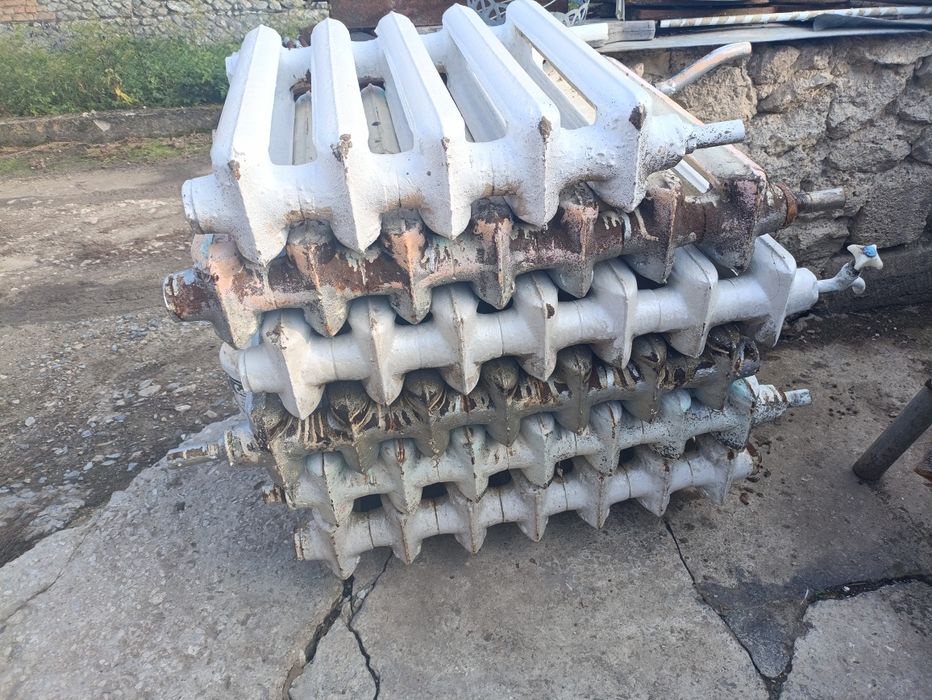 Продам чавунні батареї чугуні