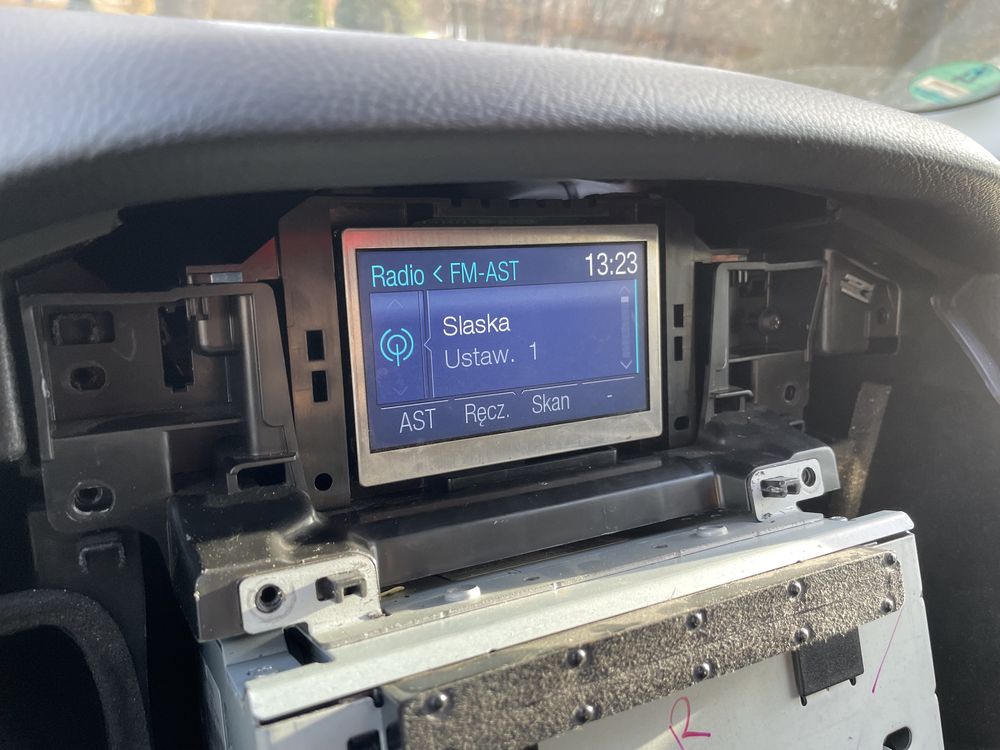 Wyswietlacz ekran display ford focus sync