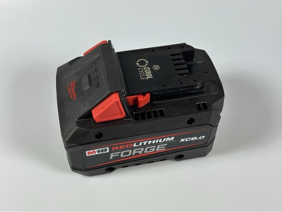 Акумуляторна батарея Milwaukee M18 48-11-1881 HD 8Ah FORGE із США