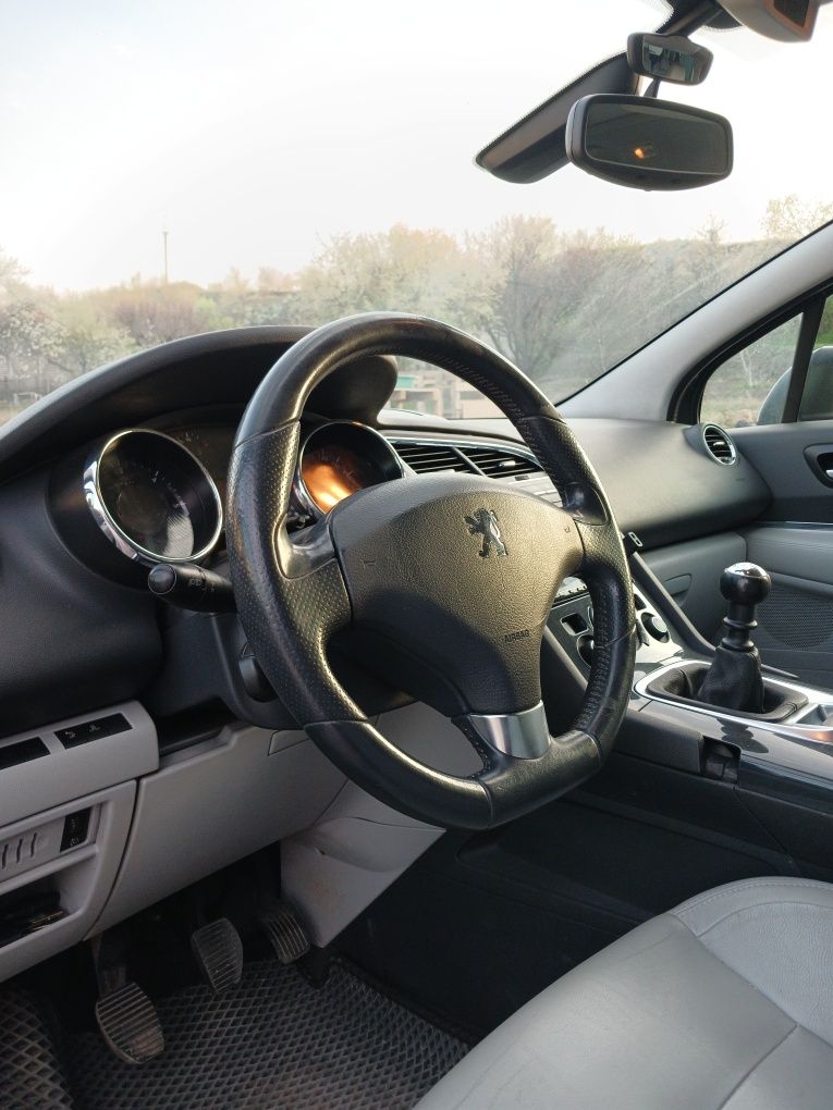 Peugeot 5008 1.6 hdi