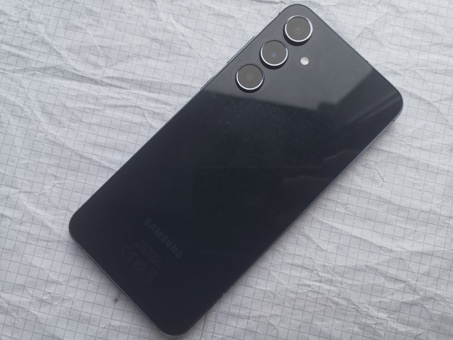 Samsung galaxy A55 8 /128 gb. Android 16