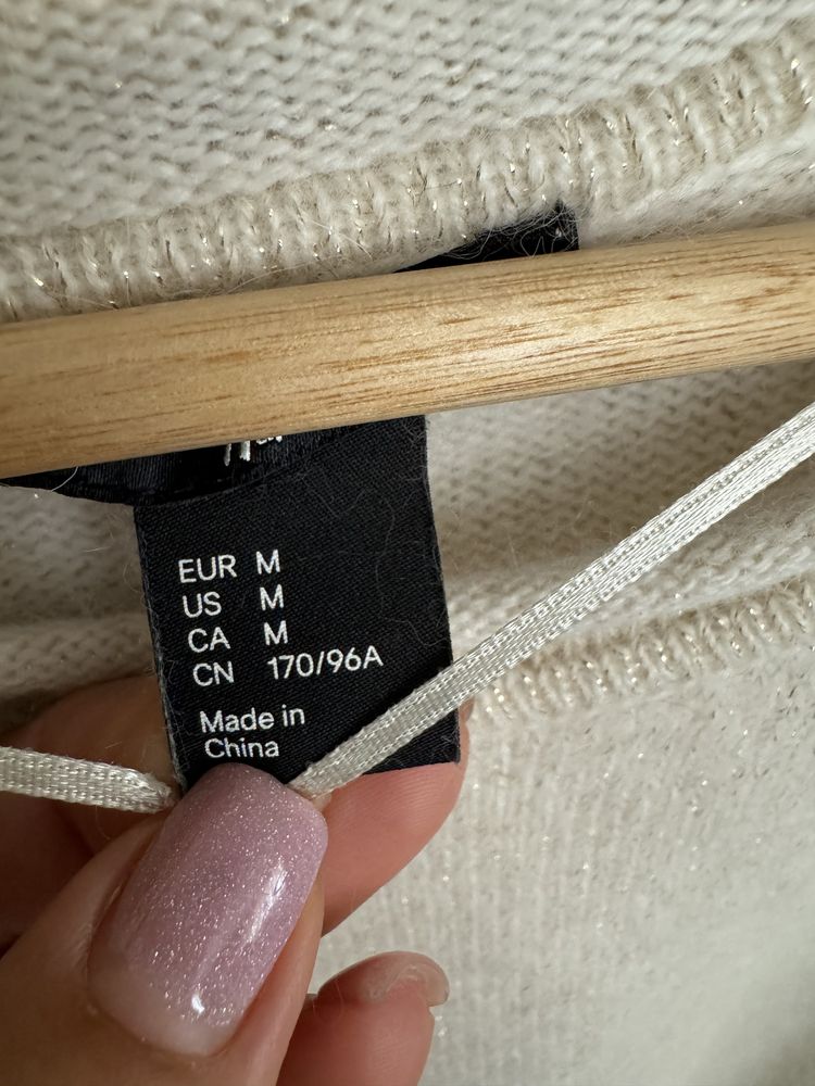 Ніжний, мʼякий, якісний светр h&m, в складі вовна і ангора