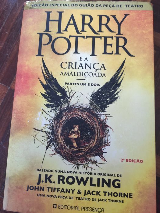 Livro Harry Potter como novo