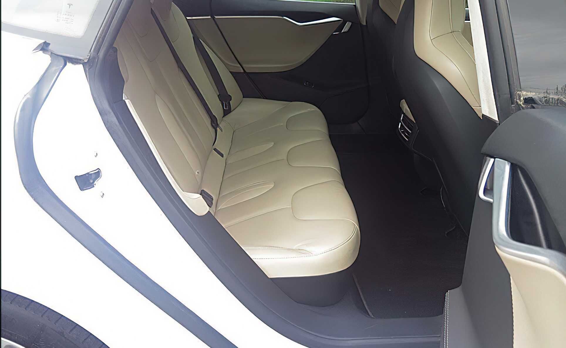 Tesla Model S P85D 2015